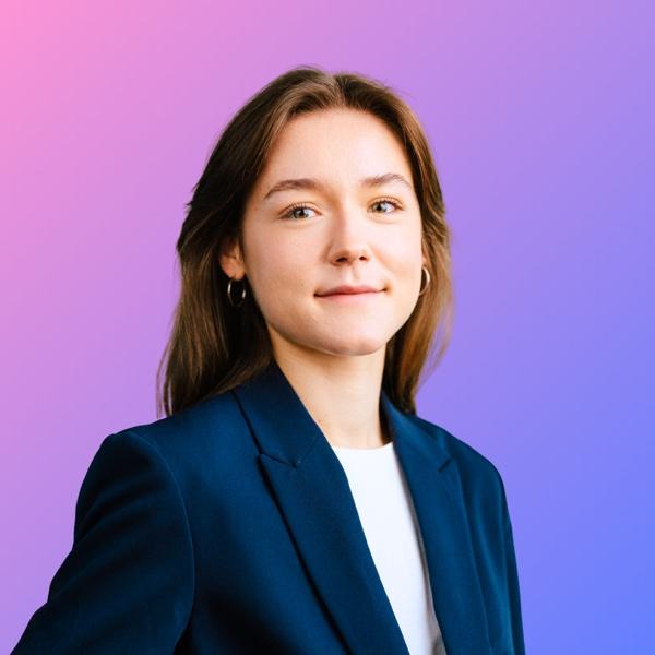 Charlotte Peter – CEO & Strategy bei featurefit